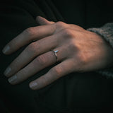 Baguette Diamond V-Shaped Band