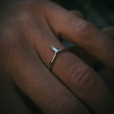 Baguette Diamond V-Shaped Band
