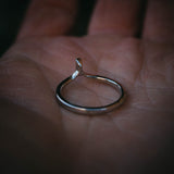Baguette Diamond V-Shaped Band