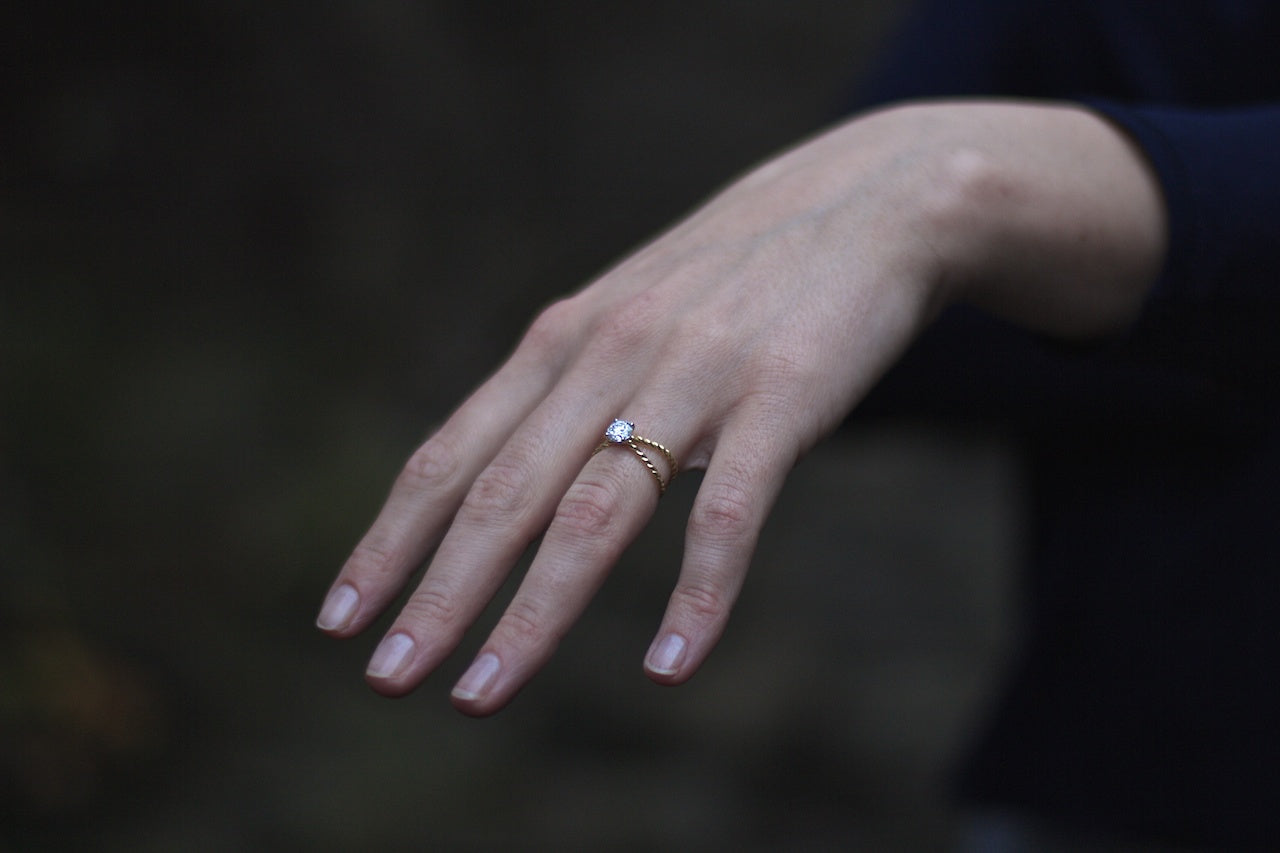 Patience_Jewellery_Bespoke_Twisted_Yellow_Gold_Platinum_D_Coloured_Diamond_Engagement_Ring