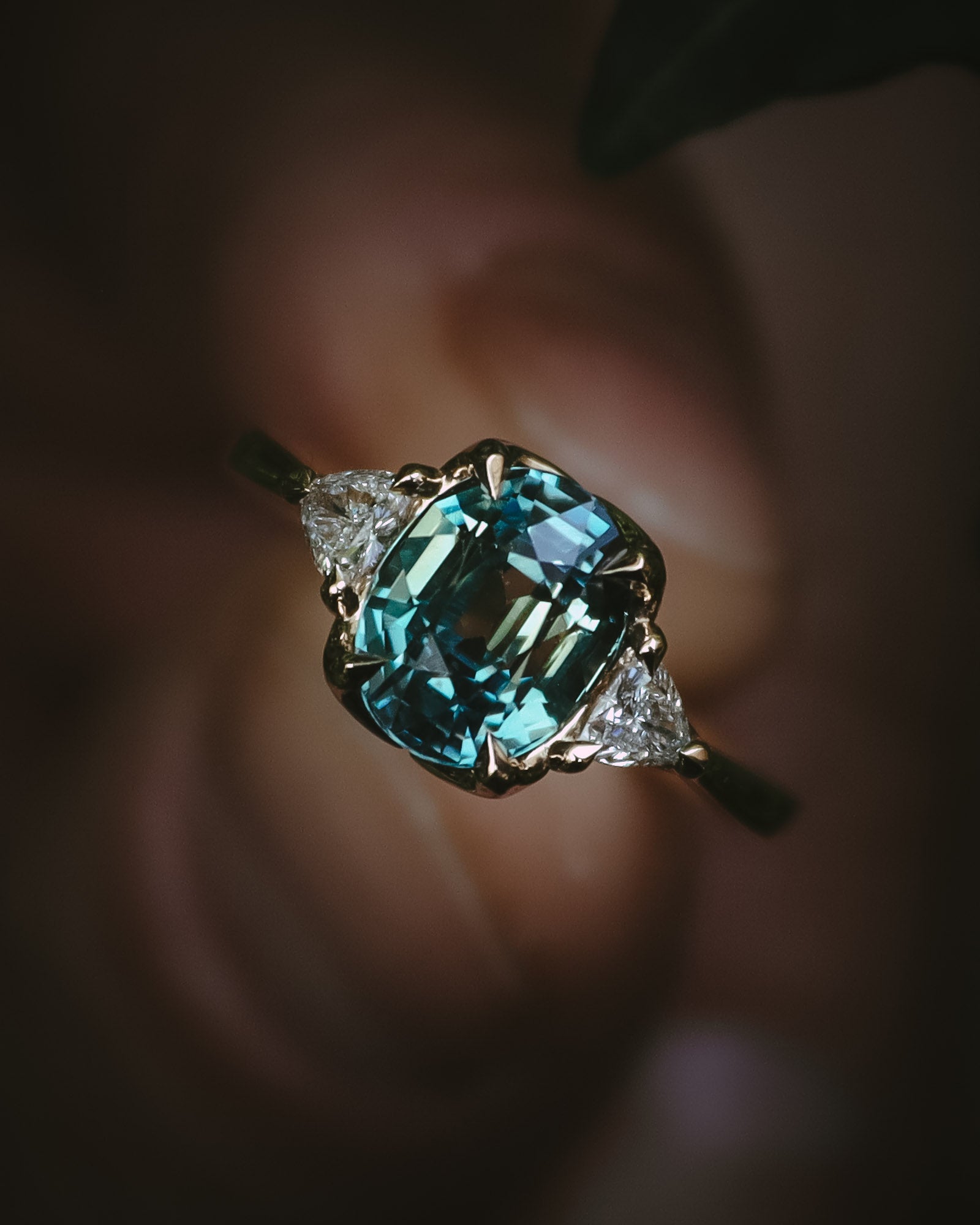 Natural unheated teal sapphire engagement ring gemstone details